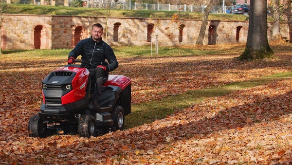 Tractor Cortacesped Seco Challenger AJVI